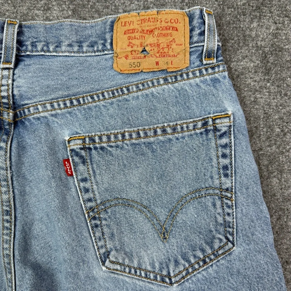 Vintage Levi's 550 Relaxed Fit Jean Shorts Mens Size 34 Waist Blue Denim Y2K